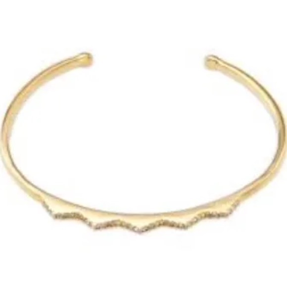 Pavé Chevron Cuff by Stella & Dot - Picture 3 of 5